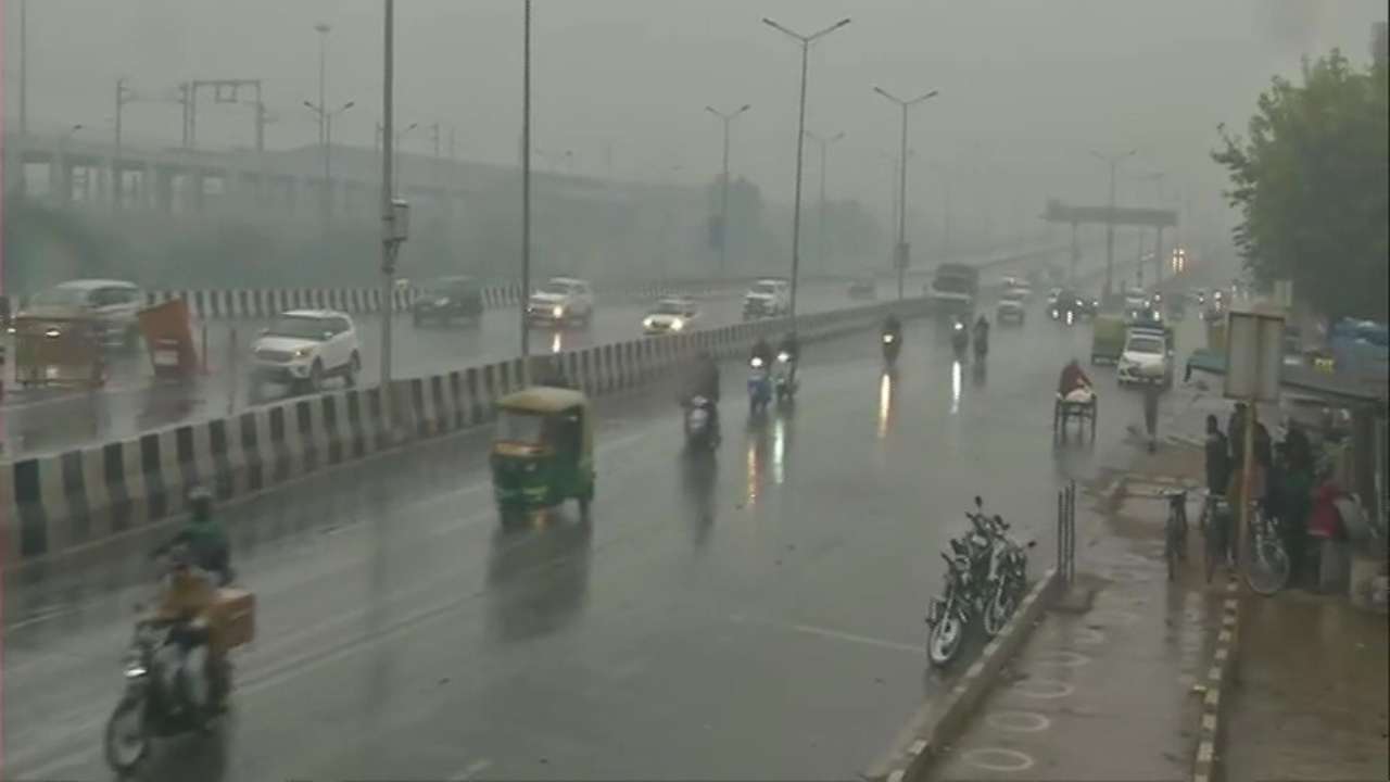 947361-947229-delhi-rain