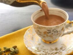 make-tea-by-adding-this-special-thing-not-sugar-in-winter-there-will-be-many-benefits