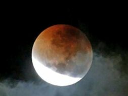 lunar-eclipse-26-may-20211620324817_1620357139