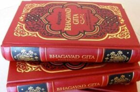 bhagvad-1-415×234