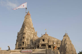 Dwarkadheesh_temple