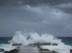 Hurricane-ocean-coast