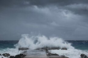 Hurricane-ocean-coast