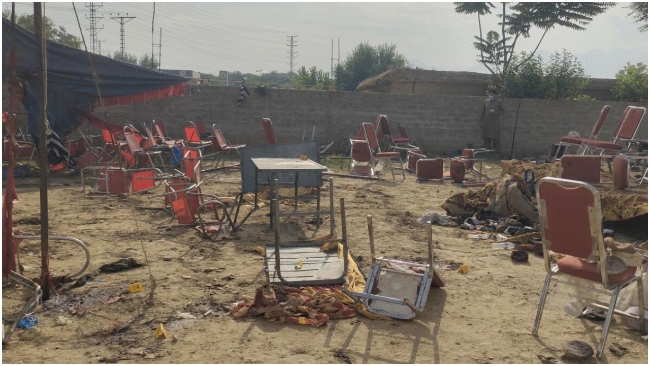 પાકિસ્તાનમાં આત્મઘાતી બોમ્બ વિસ્ફોટની જવાબદારી ઇસ્લામિક સ્ટેટ ગ્રુપે લીધી